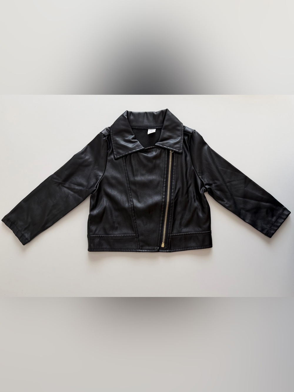 SHEIN Kids Size 100/3T Black Faux Leather Moto Jacket with Gold Zip Like New